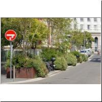 2022-04-27 Begruenung Rue Longchamp 01.jpg